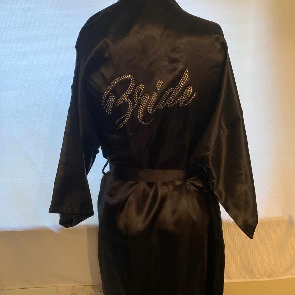 Bride Silk Wedding Robe - Picture 2 of 6